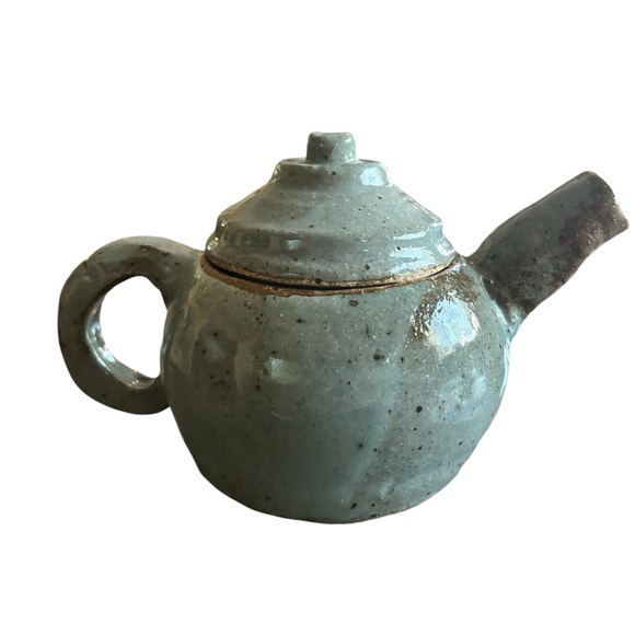 EC Modern Home Decor Handmade Ceramic Grey Teapot - Picture 5 of 12